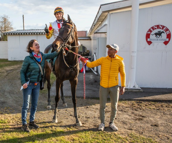 Marcella Bloom paddock K6A1187