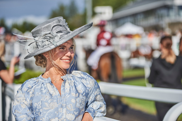 Ved paddocken uten skygge 1